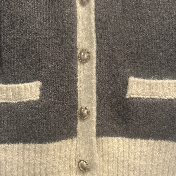 Zara Women's Cardigan in Gray and Cream - Picture 2 of 5